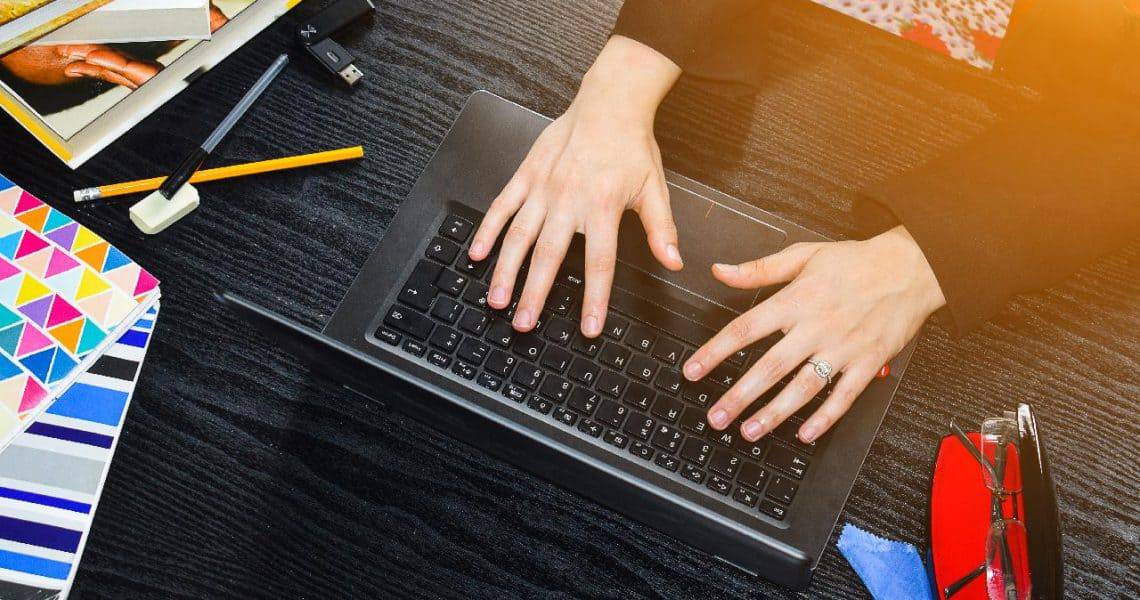 How to update you customers about changes in your business information